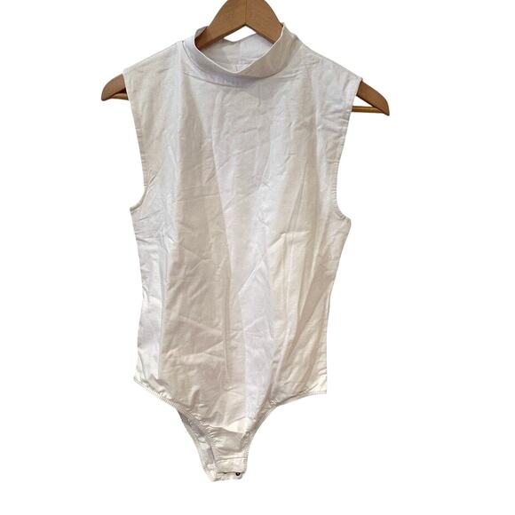 Nordstrom Mock Neck Sleeveless White Bodysuit Size L Knit Stretch Top NWT - Picture 7 of 7